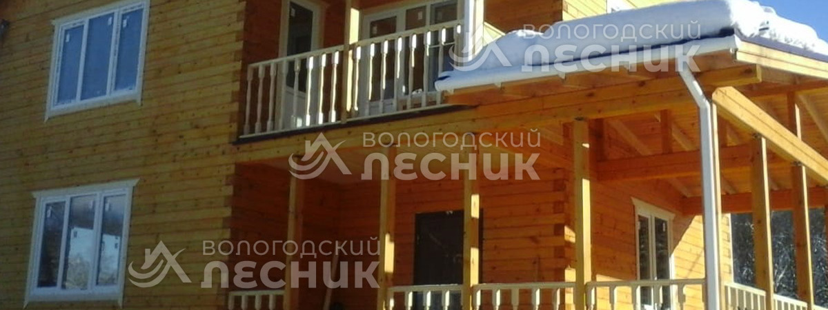 Балкон в деревянном доме: виды и особенности устройства