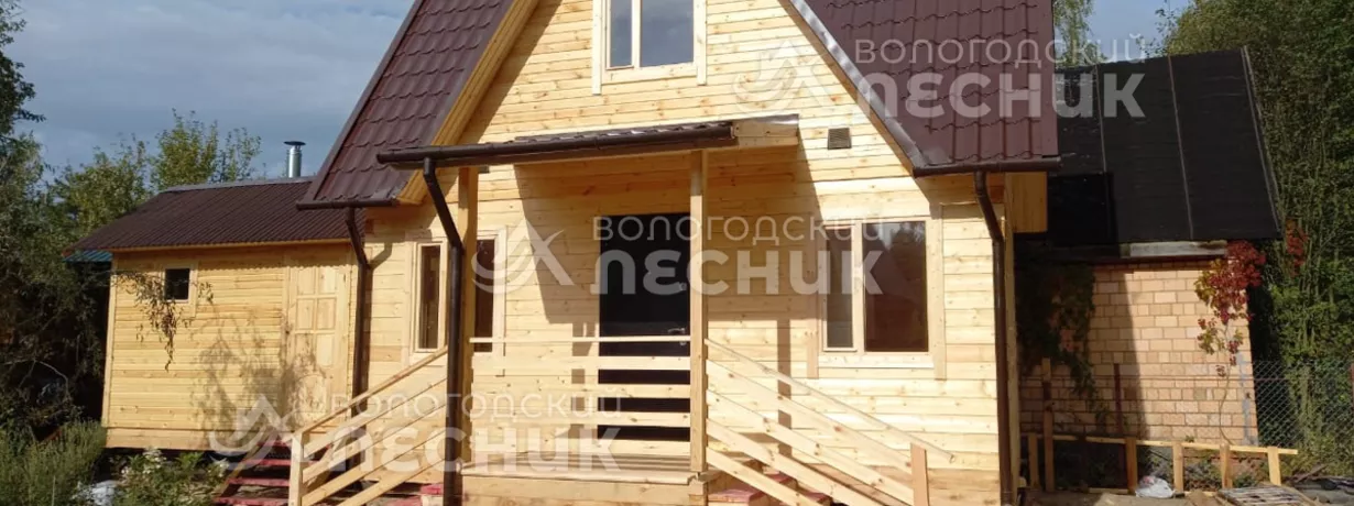 Какой должна быть толщина бруса при возведении зимнего дома?